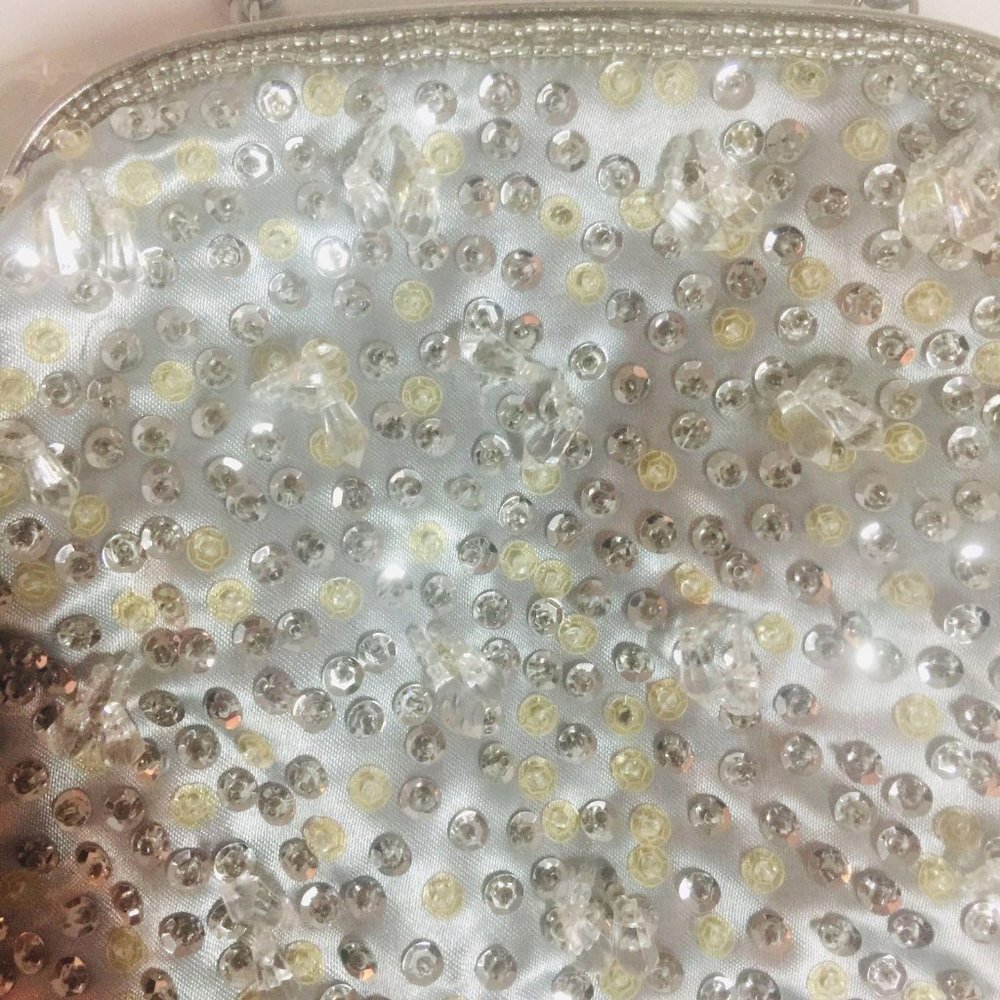 NWT Clutch Full of Sequence with clear beads Snap - Picture 4 of 8
